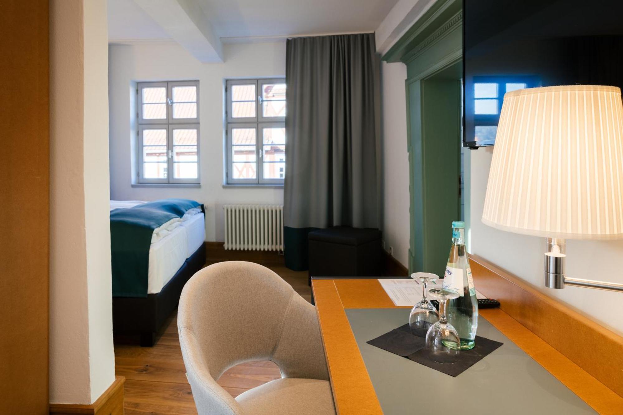 Hotel Zum Schwan Wanfried ภายนอก รูปภาพ